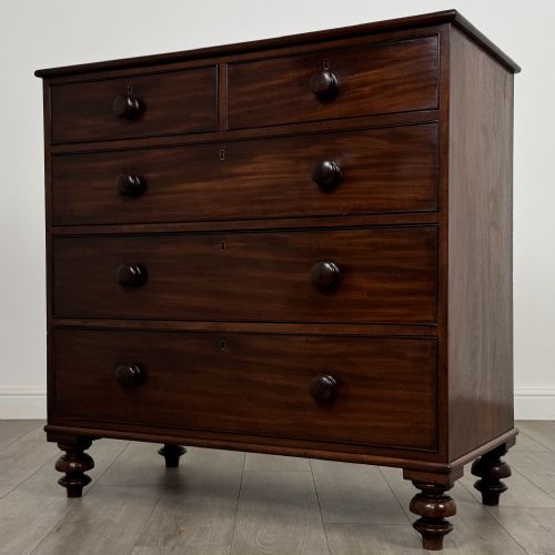 ANTIQUE 18TH CENTURY FINE QUALITY MAHOGANY CHEST OF DRAWERS - ADDITIONAL PHOTO 1