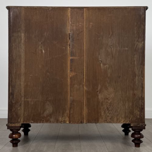 ANTIQUE 18TH CENTURY FINE QUALITY MAHOGANY CHEST OF DRAWERS - ADDITIONAL PHOTO 4