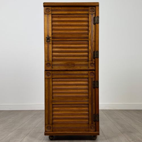 antique 19th century unusual cabinet in oak - CATEGORY: ANTIQUE CUPBOARDS - DATED VICTORIAN