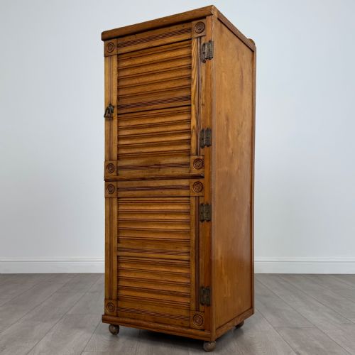 ANTIQUE 19TH CENTURY UNUSUAL CABINET IN OAK - ADDITIONAL PHOTO 2