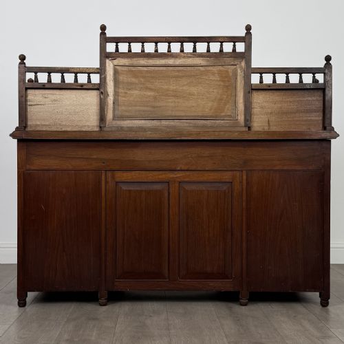 ANTIQUE 19TH CENTURY FINE QUALITY DICKENS DESK IN WALNUT - ADDITIONAL PHOTO 5