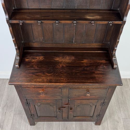 ANTIQUE 20TH CENTURY SMALL OAK DRESSER - ADDITIONAL PHOTO 9
