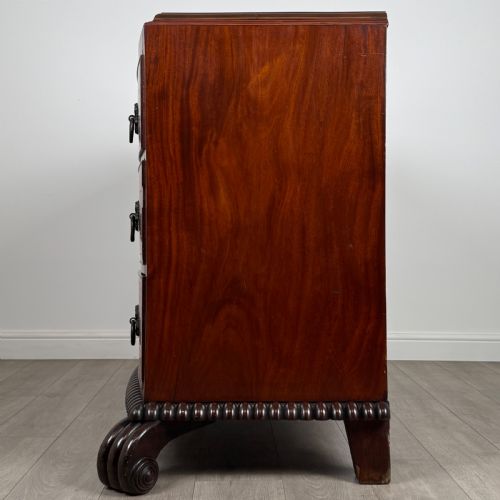ANTIQUE 19TH CENTURY CHEST OF DRAWERS IN MAHOGANY - ADDITIONAL PHOTO 2