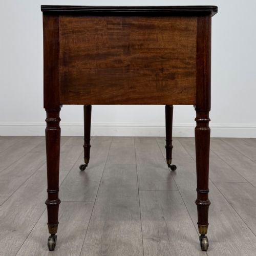 ANTIQUE 18TH CENTURY WRITING TABLE IN MAHOGANY - ADDITIONAL PHOTO 6
