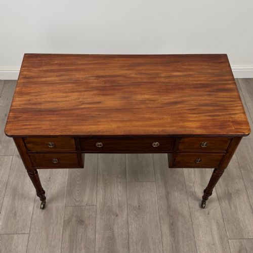 ANTIQUE 18TH CENTURY WRITING TABLE IN MAHOGANY - ADDITIONAL PHOTO 8