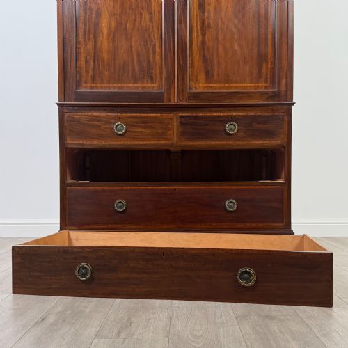 ANTIQUE 19TH CENTURY FINE QUALITY LINEN PRESS CUPBOARD - ADDITIONAL PHOTO 9