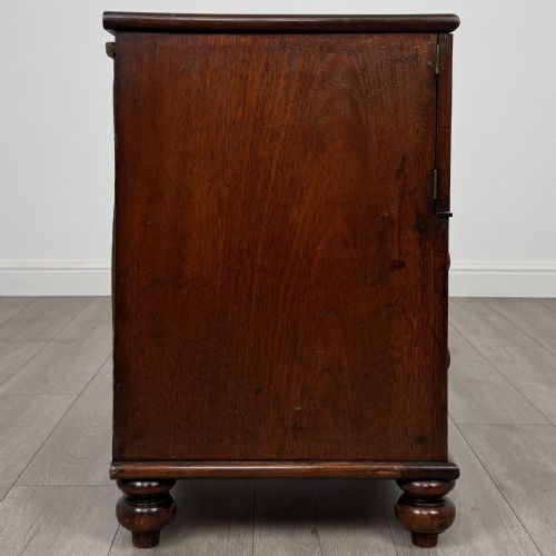 ANTIQUE 18TH CENTURY SMALL OAK CUPBOARD OF GOOD QUALITY - ADDITIONAL PHOTO 7