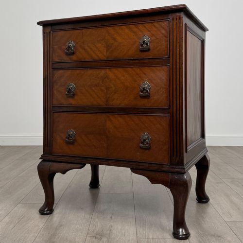 ANTIQUE 20TH CENTURY SMALL MAHOGANY CHEST OF DRAWERS - ADDITIONAL PHOTO 1