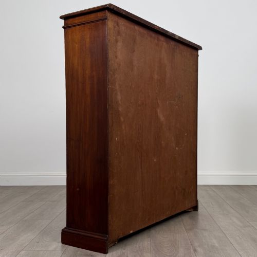 ANTIQUE 19TH CENTURY GOOD QUALITY OPEN BOOKCASE IN MAHOGANY - ADDITIONAL PHOTO 4