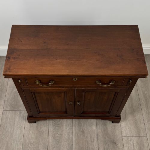 ANTIQUE 20TH CENTURY BACHELORS CHEST IN MAHOGANY - ADDITIONAL PHOTO 11