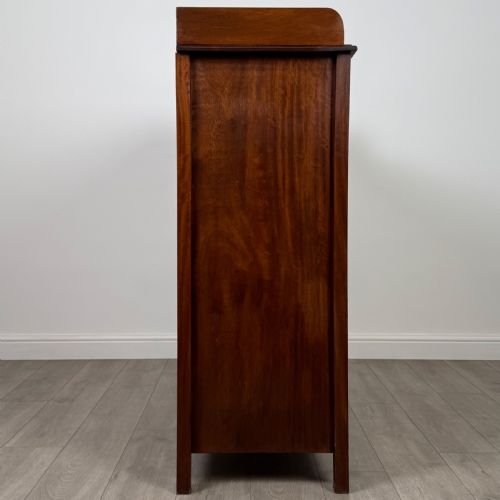 ANTIQUE 20TH CENTURY GOOD QUALITY CUPBOARD IN WALNUT - ADDITIONAL PHOTO 8