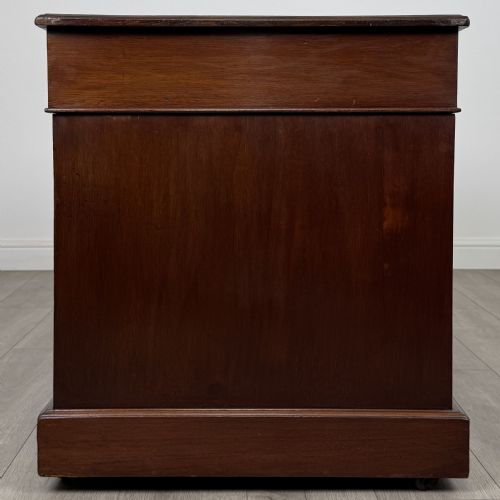 ANTIQUE 19TH CENTURY GOOD QUALITY PEDESTAL DESK IN MAHOGANY - ADDITIONAL PHOTO 2