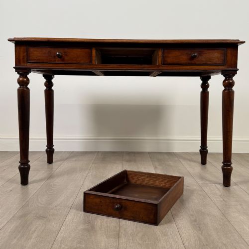 ANTIQUE 19TH CENTURY GOOD QUALITY WRITING TABLE IN MAHOGANY - ADDITIONAL PHOTO 9