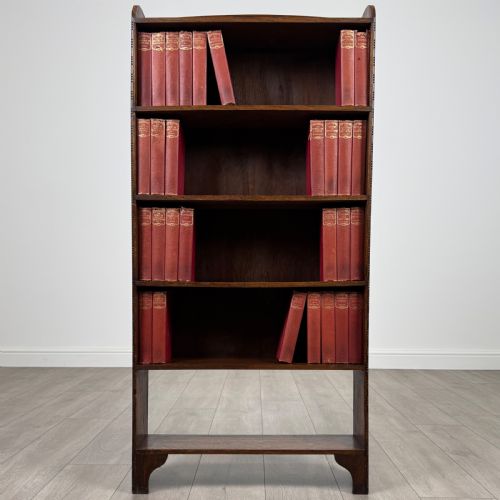 antique 20th century open bookcase in oak - CATEGORY: ANTIQUE BOOKCASES - DATED EDWARDIAN