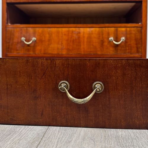 ANTIQUE 19TH CENTURY GOOD QUALITY MAHOGANY CHEST OF DRAWERS - ADDITIONAL PHOTO 10