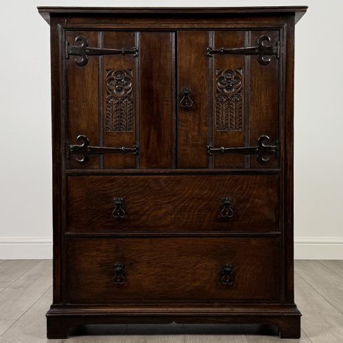 antique 20th century fine quality cupboard in oak - CATEGORY: ANTIQUE CUPBOARDS - DATED EDWARDIAN