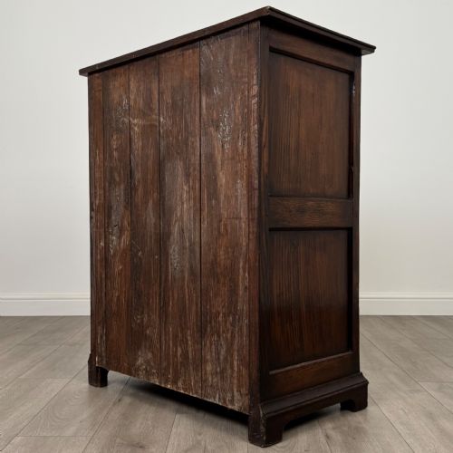 ANTIQUE 20TH CENTURY FINE QUALITY CUPBOARD IN OAK - ADDITIONAL PHOTO 6