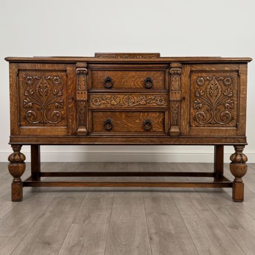 antique 20th century fine quality carved oak sideboard - CATEGORY: ANTIQUE SIDEBOARDS - DATED EDWARDIAN