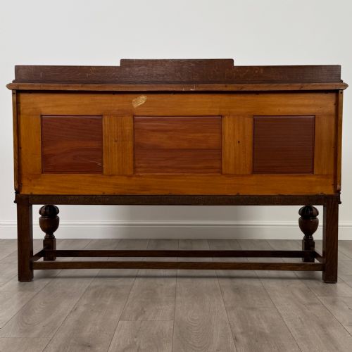 ANTIQUE 20TH CENTURY FINE QUALITY CARVED OAK SIDEBOARD - ADDITIONAL PHOTO 5