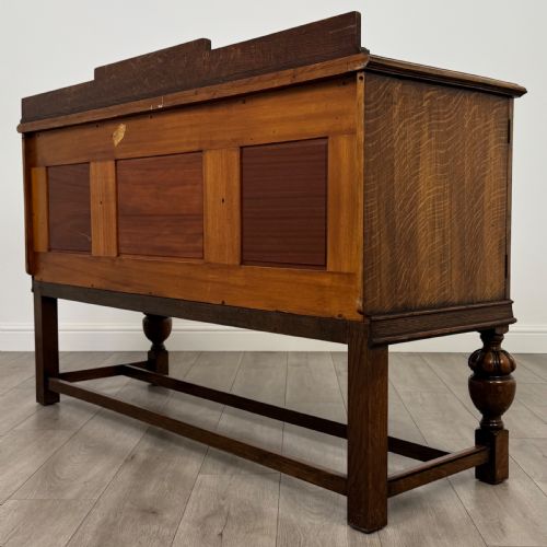 ANTIQUE 20TH CENTURY FINE QUALITY CARVED OAK SIDEBOARD - ADDITIONAL PHOTO 6