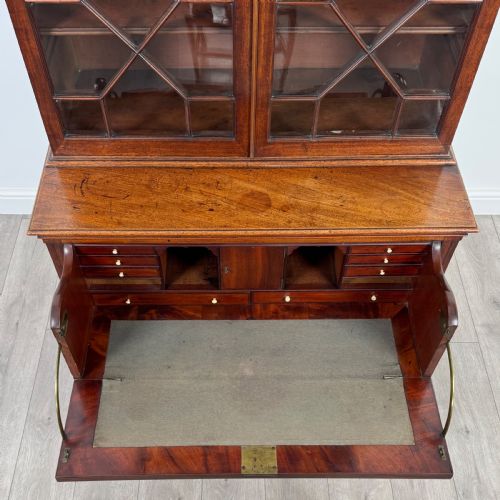 ANTIQUE 18TH CENTURY SMALL SECRETAIRE BOOKCASE IN MAHOGANY - ADDITIONAL PHOTO 10