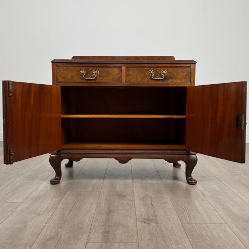 ANTIQUE 20TH CENTURY GOOD QUALITY CUPBOARD IN BURR WALNUT - ADDITIONAL PHOTO 1