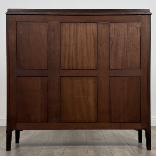 ANTIQUE 20TH CENTURY FINE QUALITY DISPLAY CABINET IN MAHOGANY - ADDITIONAL PHOTO 6