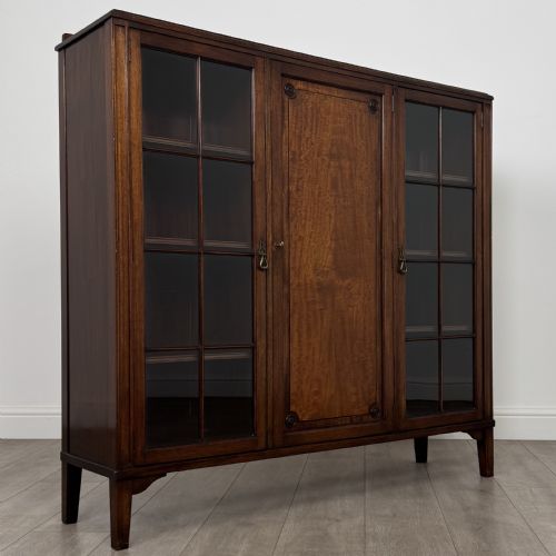 ANTIQUE 20TH CENTURY FINE QUALITY DISPLAY CABINET IN MAHOGANY - ADDITIONAL PHOTO 9