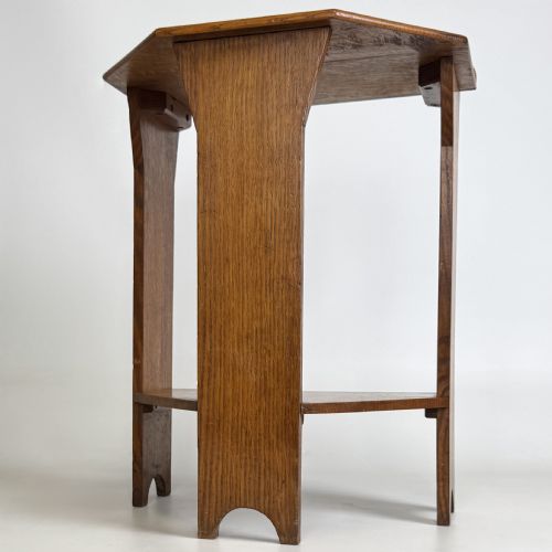 ANTIQUE 20TH CENTURY ART CRAFTS GOLDEN OAK SIDE TABLE - ADDITIONAL PHOTO 1