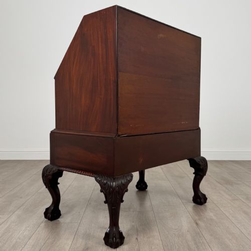 ANTIQUE 20TH CENTURY FINE QUALITY BUREAU IN MAHOGANY - ADDITIONAL PHOTO 4