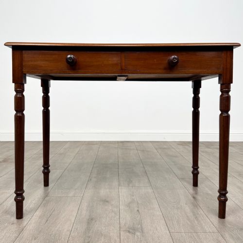 antique 19th century good quality writing table in mahogany - CATEGORY: ANTIQUE TABLES - DATED VICTORIAN