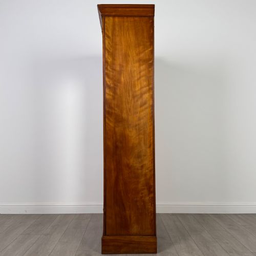 ANTIQUE 20TH CENTURY FINE QUALITY WARDROBE IN BURR WALNUT - ADDITIONAL PHOTO 3