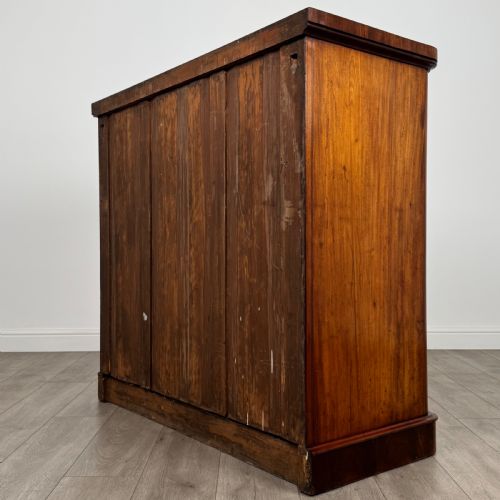 ANTIQUE 19TH CENTURY FINE QUALITY MAHOGANY CHEST OF DRAWERS - ADDITIONAL PHOTO 5