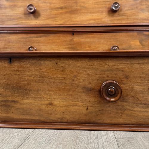 ANTIQUE 19TH CENTURY FINE QUALITY MAHOGANY CHEST OF DRAWERS - ADDITIONAL PHOTO 10