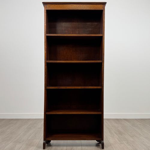ANTIQUE 20TH CENTURY GOOD QUALITY OPEN BOOKCASE IN OAK - ADDITIONAL PHOTO 1