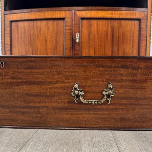 ANTIQUE 20TH CENTURY FINE QUALITY CHEST OF DRAWERS IN MAHOGANY - ADDITIONAL PHOTO 11