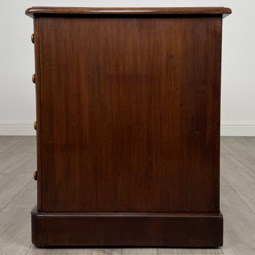 ANTIQUE 19TH CENTURY GOOD QUALITY KNEEHOLE DESK IN MAHOGANY - ADDITIONAL PHOTO 2