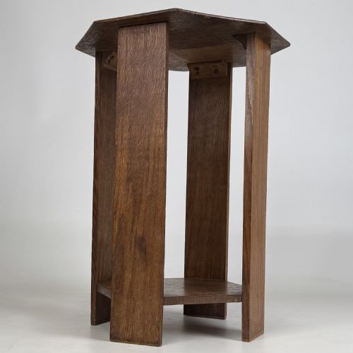 ANTIQUE 20TH CENTURY ART CRAFTS SIDE TABLE IN GOLDEN OAK - ADDITIONAL PHOTO 4