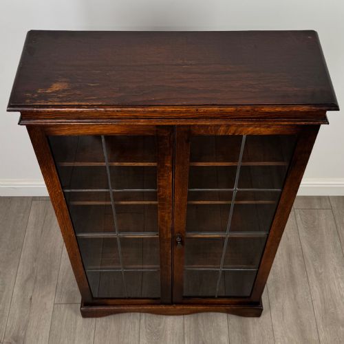 ANTIQUE 20TH CENTURY OAK DISPLAY CABINET OF GOOD QUALITY - ADDITIONAL PHOTO 10