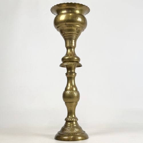 antique 19th century decorative brass plant stand - CATEGORY: ANTIQUE METAL - DATED VICTORIAN