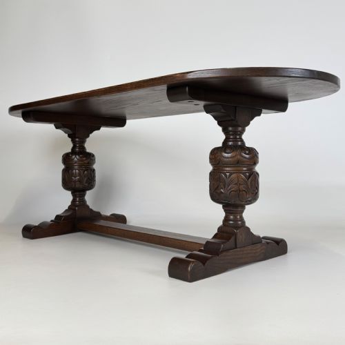 antique 20th century coffee table in oak - CATEGORY: ANTIQUE TABLES - DATED EDWARDIAN