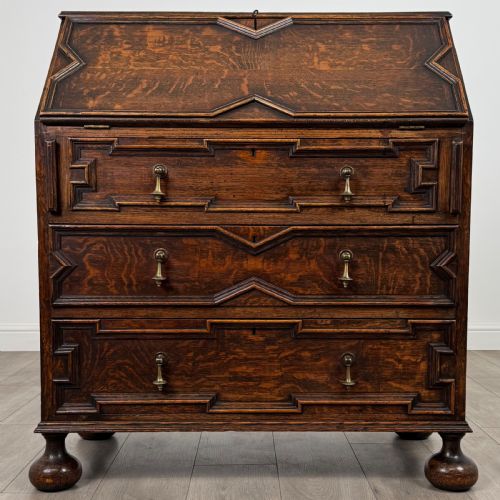 antique 20th century fine quality jacobean bureau in oak - CATEGORY: ANTIQUE BUREAU - DATED EDWARDIAN