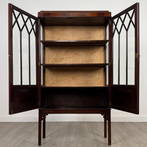 ANTIQUE 20TH CENTURY GLAZED MAHOGANY DISPLAY CABINET - ADDITIONAL PHOTO 2