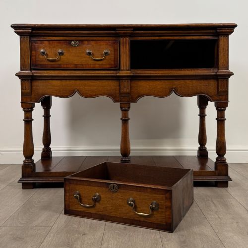 ANTIQUE 20TH CENTURY FINE QUALITY DRESSER BASE IN OAK - ADDITIONAL PHOTO 9