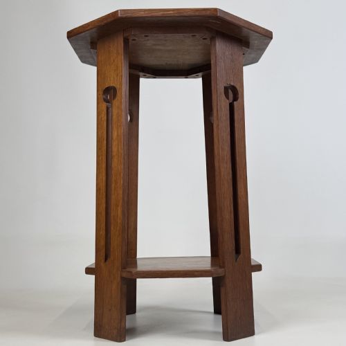 ANTIQUE 20TH CENTURY ART CRAFTS GOLDEN OAK SIDE TABLE - ADDITIONAL PHOTO 3