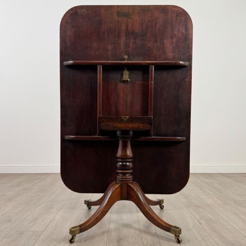 ANTIQUE 18TH CENTURY TILT TOP BREAKFAST TABLE IN MAHOGANY - ADDITIONAL PHOTO 2