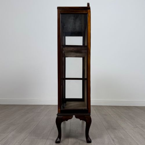 ANTIQUE 20TH CENTURY DISPLAY CABINET IN MAHOGANY - ADDITIONAL PHOTO 4