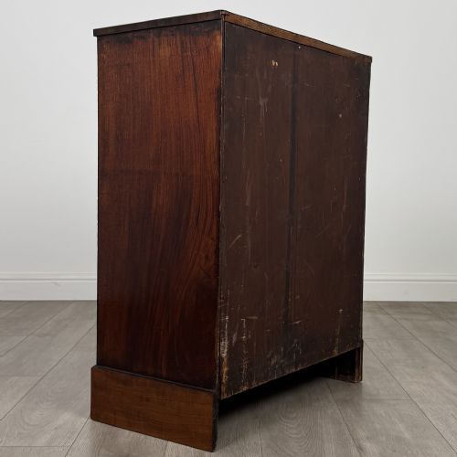 ANTIQUE 18TH CENTURY CUPBOARD IN MAHOGANY - ADDITIONAL PHOTO 4