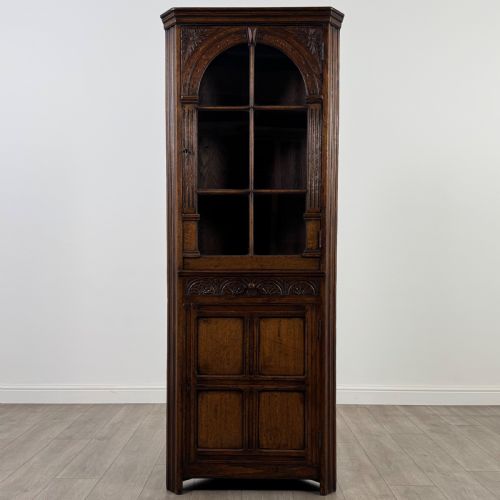 ANTIQUE 20TH CENTURY GOOD QUALITY CORNER CABINET IN OAK - ADDITIONAL PHOTO 1