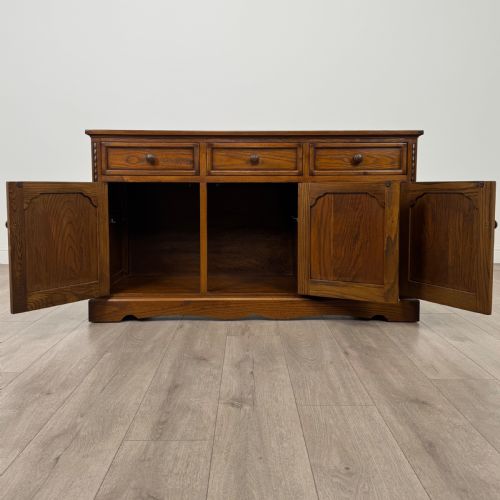ANTIQUE 20TH CENTURY GOOD QUALITY SIDEBOARD IN OAK - ADDITIONAL PHOTO 1
